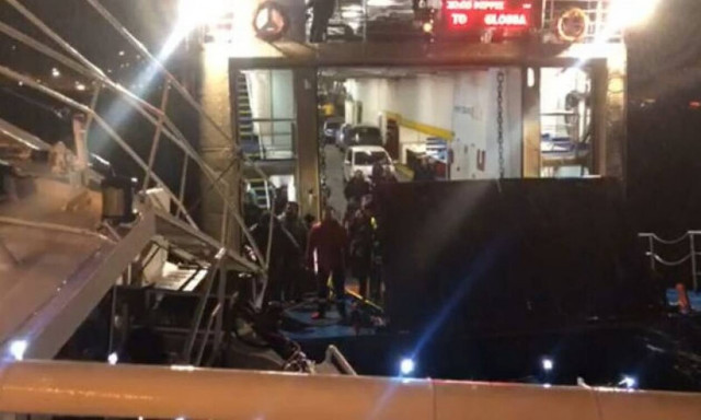 Συναγερμός στην Σκιάθο: Πλοίο προσάραξε σε νησίδα 