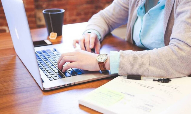 Φοιτητικό Επίδομα: Μέχρι πότε μπορείτε να κάνετε αίτηση για να πάρετε 1.000 ευρώ