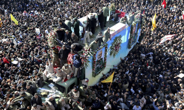 Ιράν: Αναβλήθηκε η ταφή του Σουλεϊμανί μετά την τραγωδία - Δεκάδες οι νεκροί από το ποδοπάτημα