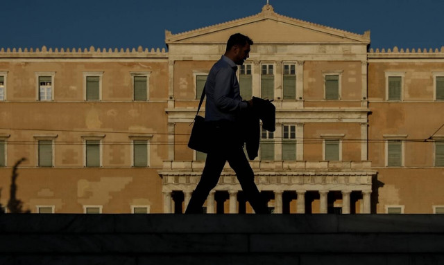 Ας τελειώνουμε επιτέλους με τον πρόεδρο της Δημοκρατίας