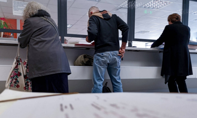 «Ραβασάκια» της ΑΑΔΕ σε 71.000 άτομα με αναδρομικά που δεν είχαν δηλώσει