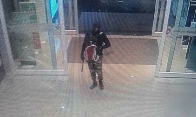 Ταϊλάνδη: Τρόμος σε εμπορικό κέντρο - Τρεις νεκροί, ανάμεσά τους ένα παιδί, σε ένοπλη ληστεία (vid)