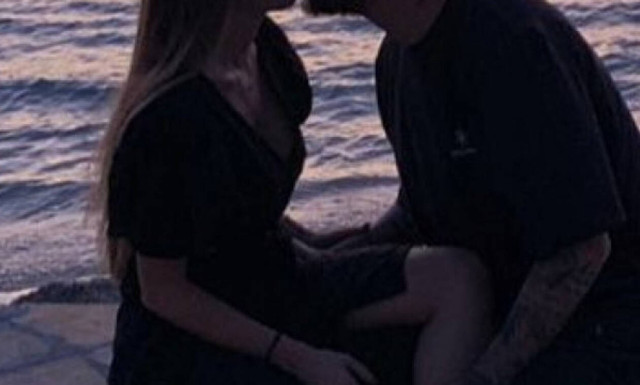 Μόλις παντρεύτηκαν - Η πρώτη φωτογραφία από το γάμο τους!