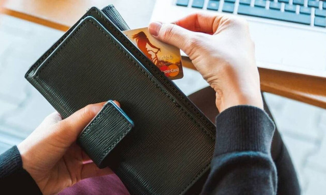 Ρύθμιση των 24-48 δόσεων: Οι κερδισμένοι και οι χαμένοι των αλλαγών 