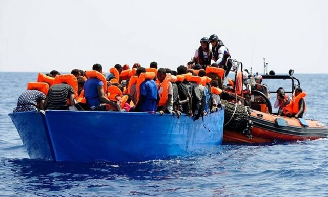 Άμα λύσει η ΝΔ το μεταναστευτικό, σφυρίξτε μου κλέφτικα... 