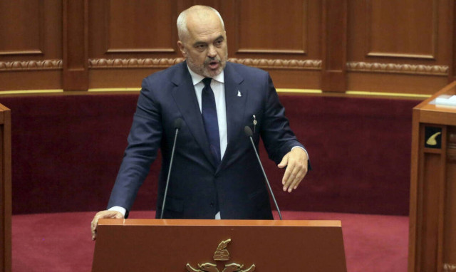 Η Αλβανία απέλασε δύο Ιρανούς διπλωμάτες μετά τις δηλώσεις Χαμενεΐ περί «διαβολικής χώρας»