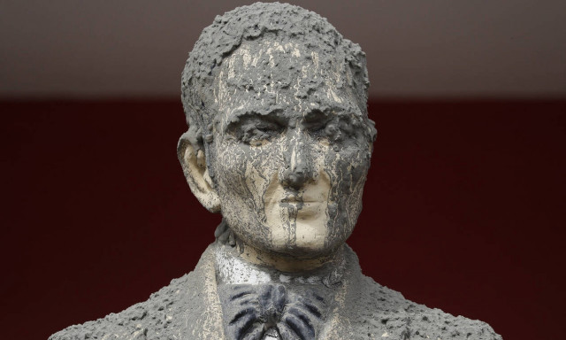 Φιλιππίνες: Η ηφαιστειακή τέφρα σκέπασε τα πάντα - Οι εικόνες προκαλούν δέος