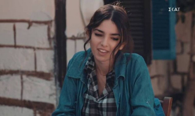 8 λέξεις: Ο γάμος της Ιφιγένειας στην Κέρκυρα και η εγκυμοσύνη 