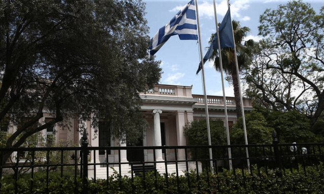 Κυβερνητικοί κύκλοι για Τσίπρα: Χρειάστηκαν 718 λέξεις για να στηρίξει τη Σακελλαροπούλου