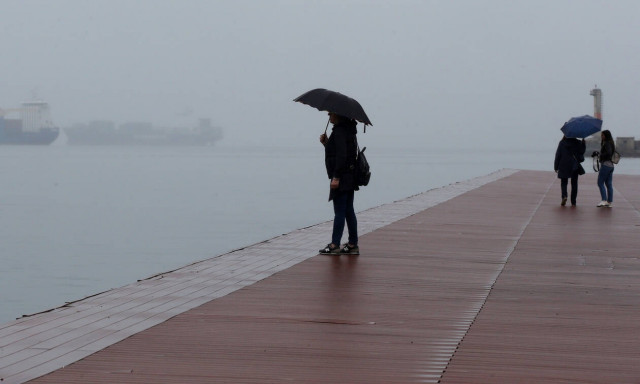 Καιρός: Προσοχή! Κακοκαιρία με καταιγίδες και ισχυρούς ανέμους