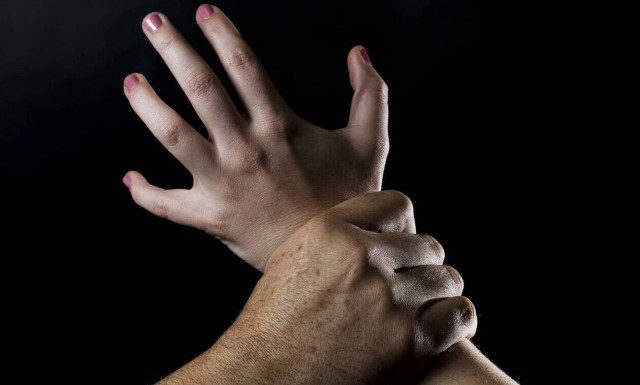 Λάρισα: Συνελήφθη 32χρονος για βιασμό 19χρονης