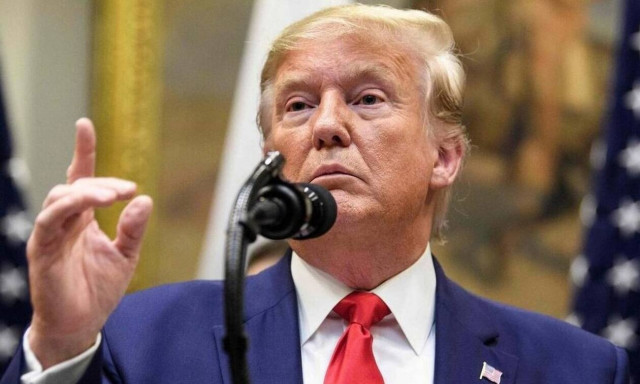 Ο Τραμπ προειδοποιεί Χαμενεΐ: Καλά θα κάνει να προσέχει πολύ τα λόγια του