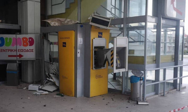 Ανατίναξαν ΑΤΜ στα Βριλήσσια 