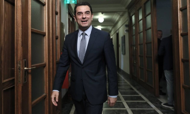 The government's priority is the support of the primary sector, Skrekas says