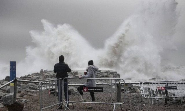 Gloria: Συνεχίζεται το σφυροκόπημα της Ισπανίας από την κακοκαιρία