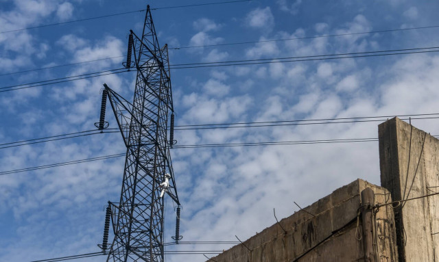 Πάνω από 260 εκατομμύρια ευρώ το χρόνο το κόστος από τις ρευματοκλοπές