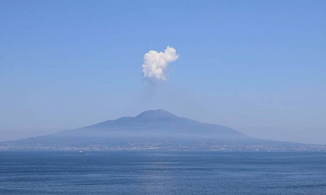 Η έκρηξη ηφαιστείου έκανε τον εγκέφαλό του... γυαλί