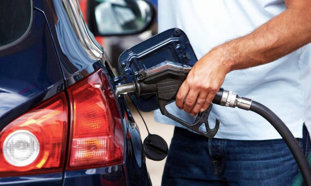 Στο ρεζερβουάρ του αυτοκινήτου μου μπήκε λάθος καύσιμο - Τι κάνω τώρα;