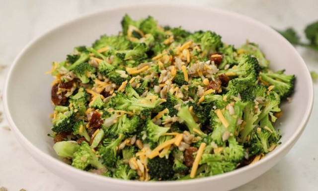 H συνταγή της ημέρας: Σαλάτα με μπρόκολο