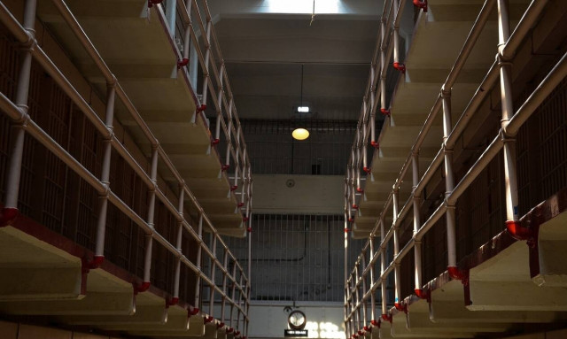 Σοκ: Μοντέλο συνελήφθη με ναρκωτικά αξίας 1 εκατ. ευρώ (pics)