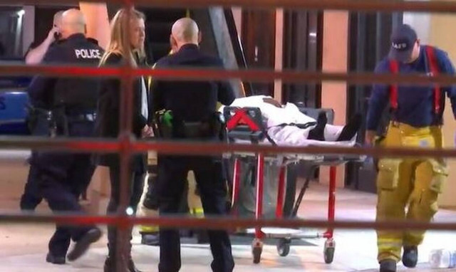 Τρόμος σε στούντιο: Μπήκε και τίναξε τα μυαλά του στον αέρα (pics)  