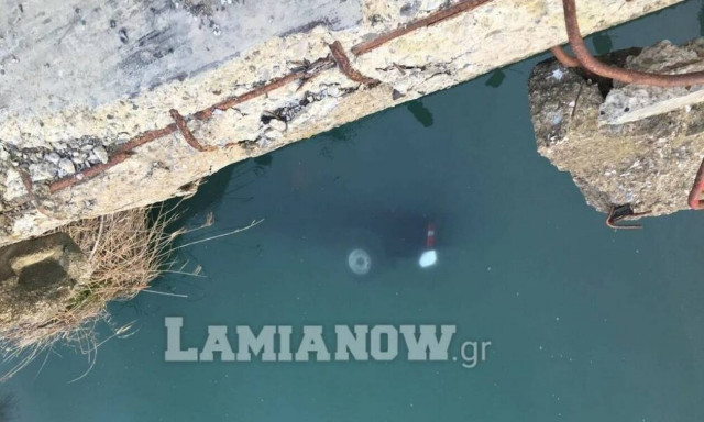 Λαμία: Κλέφτες ρίχνουν τα κλεμμένα αυτοκίνητα στον Σπερχειό – Απίστευτες εικόνες (pics)