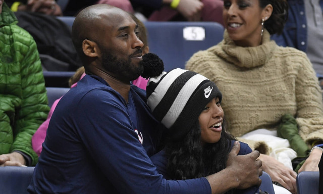 Kobe Bryant: US mourns basketball legend killed in helicopter crash