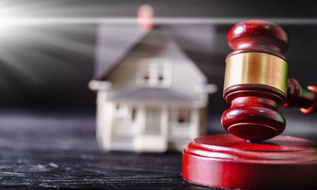 Το σκάνδαλο των πλειστηριασμών είναι προ των πυλών... 