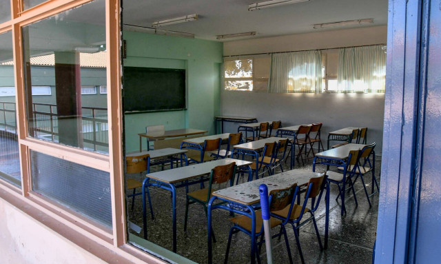 Κλειστά τα σχολεία λόγω της εποχικής γρίπης 