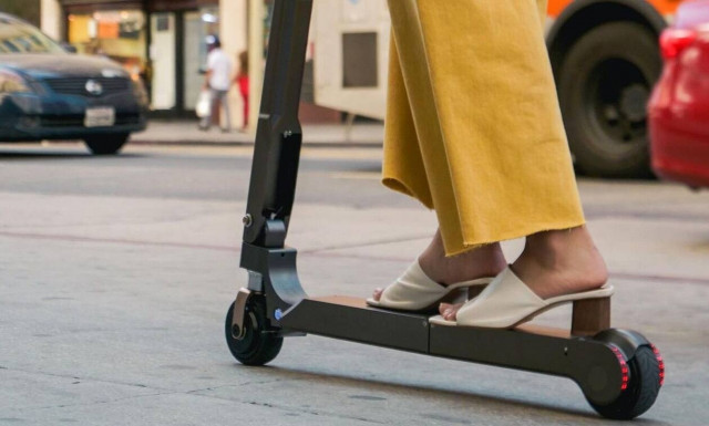 Νέος ΚΟΚ: Πρόβλεψη για τα ηλεκτρικά πατίνια. Θα χωρίζονται σε τρεις κατηγορίες