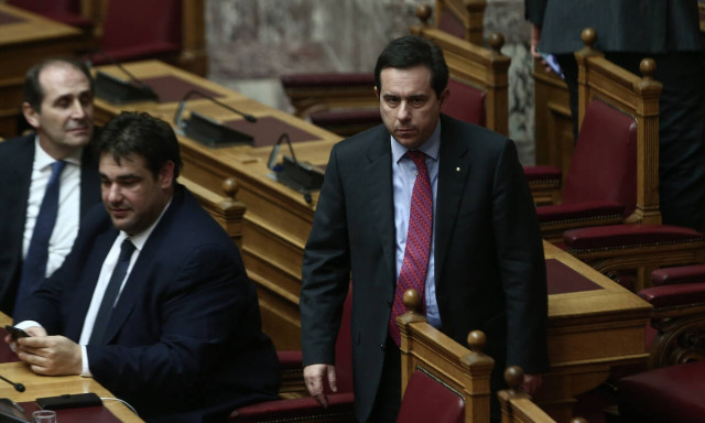 Μηταράκης: Τροπολογία στη Βουλή για καταγραφή εργαζόμενων στις ΜΚΟ από βδομάδα 