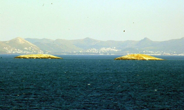 Μπορεί ένας απλός Έλληνας πολίτης να ανέβει σήμερα στα Ίμια; 