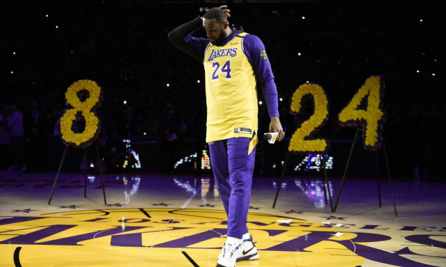 Κόμπι Μπράιαντ: Δάκρυσε το NBA στην τελετή των Λέικερς (photos+vid)