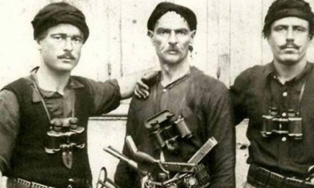 Βρέθηκε ο Κρητικός αντάρτης που είναι φτυστός ο Μπραντ Πιτ!