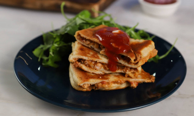 Η συνταγή της ημέρας: Κιμαδόπιτες με μουστάρδα