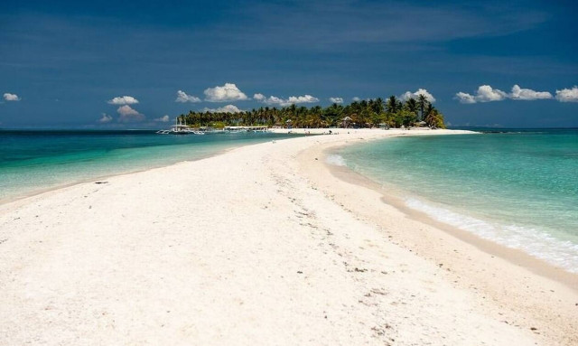 Τους έπιασαν να κάνουν σεξ σε παραλία - Δε φαντάζεστε τι έγινε μετά (pics)