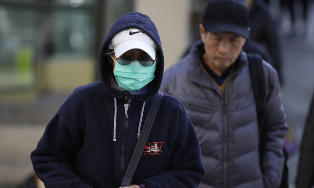 Κοροναϊος: Εξαδάκτυλος - «Η ανησυχία των Ελλήνων θα πρέπει να είναι μειωμένη»