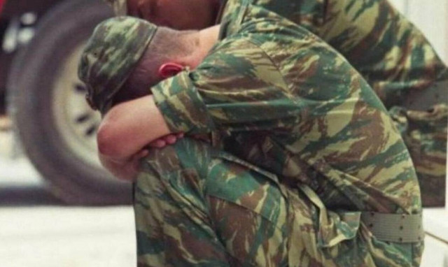 ΣΟΚ στη Ρόδο: Φαντάρος γρονθοκόπησε συνάδελφό του γιατί τον ξύπνησε 10′ νωρίτερα