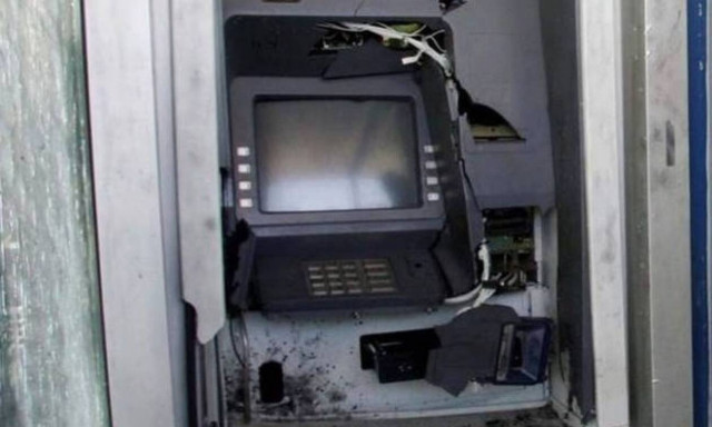 Μελίσσια: Ανατίναξαν ΑΤΜ και εξαφανίστηκαν