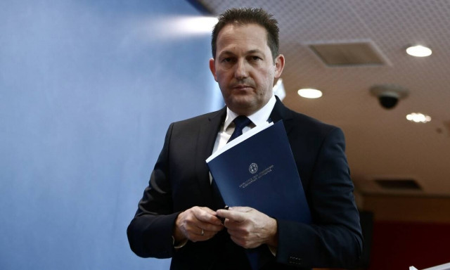 Ο Πέτσας αδειάζει Ντόκο για συνεκμετάλλευση με τους Τούρκους και καλύπτει Στεφανή