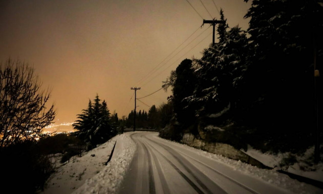 Καιρός: Η εξέλιξη της κακοκαιρίας τις επόμενες ώρες - Πού θα είναι έντονα τα φαινόμενα την Τετάρτη