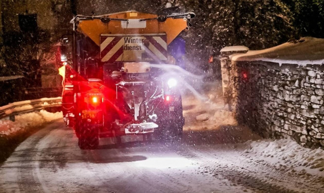 Κακοκαιρία: Σε ετοιμότητα οι υπηρεσίες της Περιφέρειας Αττικής με αφορμή την επιδείνωση του καιρού