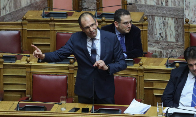 Γεραπετρίτης για ποδόσφαιρο: Θα αφαιρούνται βαθμοί σε κάθε ματς για όσο υπάρχει πολυϊδιοκτησία