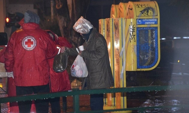 Ο Ελληνικός Ερυθρός Σταυρός κοντά στους άστεγους τις ημέρες της κακοκαιρίας 