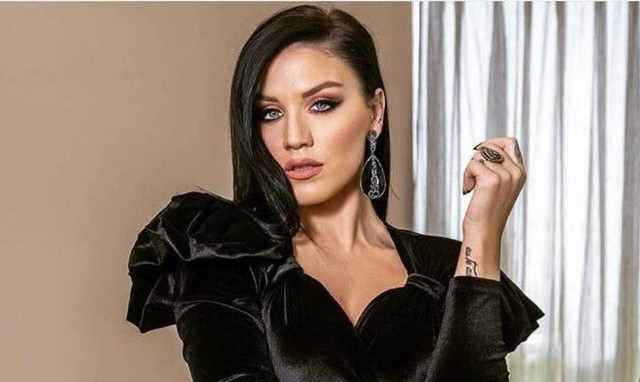 Ιουλία Καλλιμάνη: «Ο πρώην μου με απειλούσε ακόμα και για τη ζωή μου»