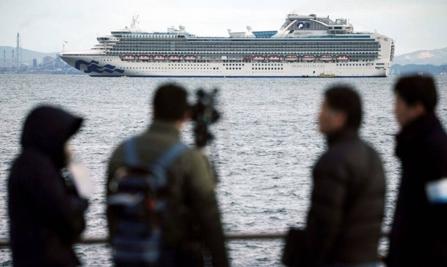 «Μία μολυσμένη φυλακή»: Φόβος, οργή και δραματικές καταστάσεις στα κρουαζιερόπλοια του κοροναϊού