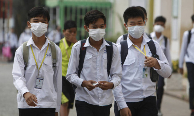 Κοροναϊός: Εξαφανίστηκαν οι μάσκες από την ελληνική αγορά - Η τιμή τους αυξήθηκε κατά 300%