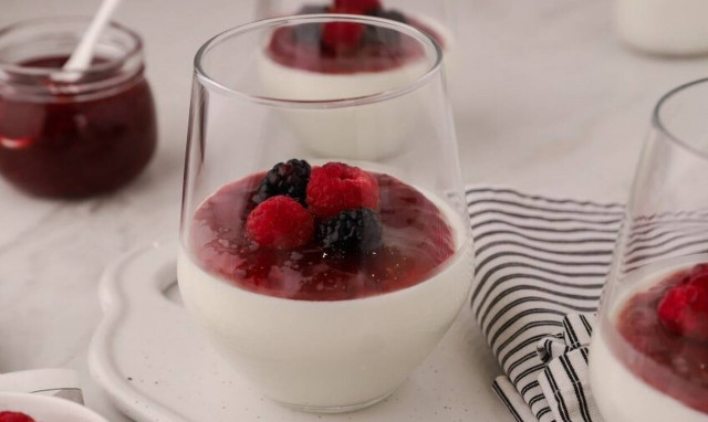 Η γλυκιά συνταγή της ημέρας: Πανακότα βανίλιας