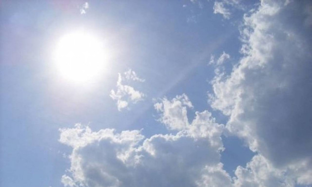 Καιρός: Ήλιος με «δόντια» την Κυριακή - Μικρή άνοδος της θερμοκρασίας