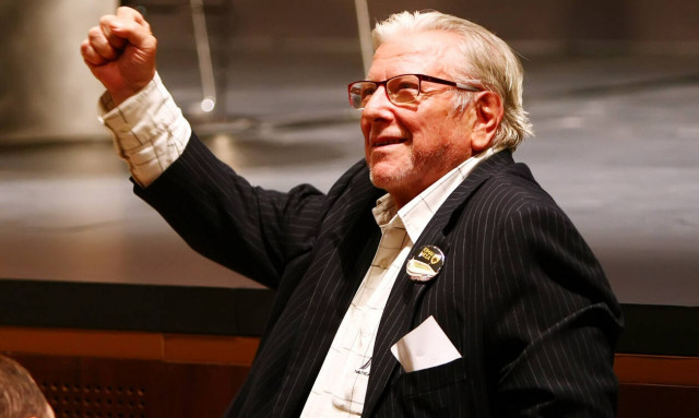 Κώστας Βουτσάς: Σε κρίσιμη κατάσταση στη ΜΕΘ - Τα νέα για την υγεία του